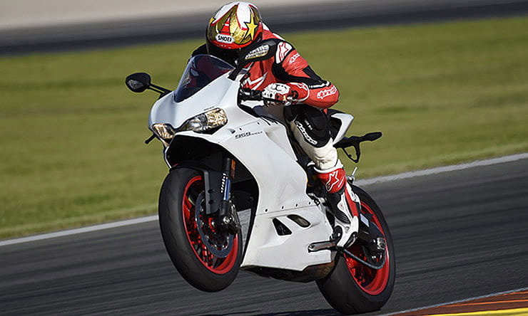 Ducati Panigale 959 2016 Review Used Price Spec_thumb